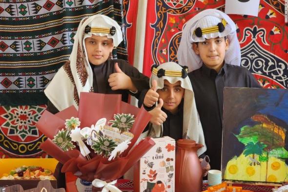 تنظيم موحد لبرامج اليوم الوطني ويوم التأسيس في حصص النشاط الطلابي