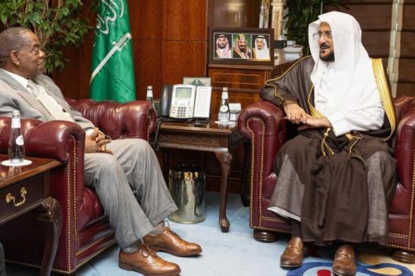 المملكة وسيراليون تبحثان تعزيز التعاون في المجالات الإسلامية والدعوية