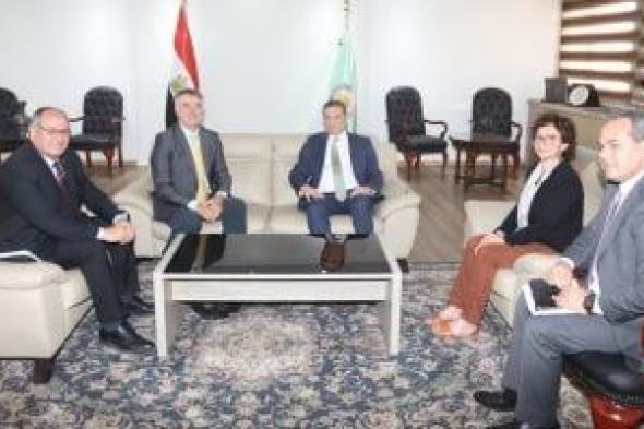 وزير الزراعة يستقبل مدير معهد "سيام باري" الإيطالي لبحث تطوير نظم الزراعة الذكية