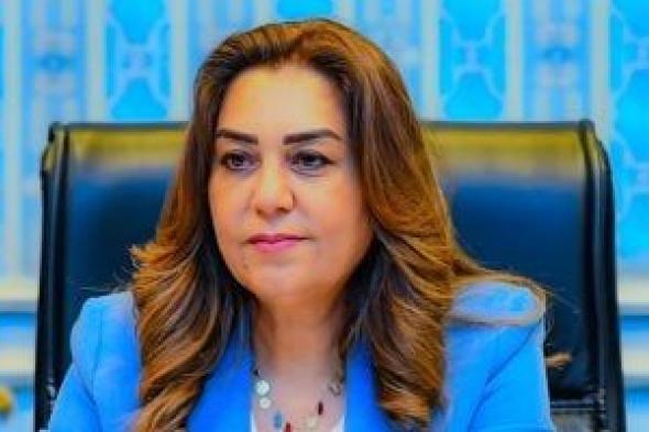 منال عوض تستعرض إنجازات تطوير منظومة التدريب بمركز سقارة